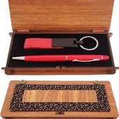Ahşap Kutulu Kırmızı Kalem Ve Anahtarlık Set - 1