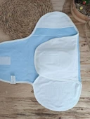 Yenidoğan Mutlu Fil Ailesi Nakışlı Çıt Çıt Kapamalı Bebek Kundak Ekru-mavi thumbnail 4