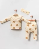 Kalp Baskılı Fisto Yaka 3 Parça Kız Bebek Takımı %100 Pamuk thumbnail 5