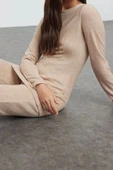 Tarz Kadın Modern Normal Bel Boru Paça Yumoş Uzun Kollu Bluz ve Pantolon Esnek Örme Alt-Üst Takım - 2