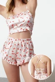Tarz Rahat Kolsuz Kol Boru Paça Kiraz Desenli Fırfırlı ve Sırt İp Saten Dokuma Pijama Takımı - 2