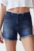 Moda Denim Yüksek Bel Geniş Paça Gündelik Mavi More Sustainable Beli Püsküllü Şort Bermuda thumbnail 3