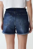 Moda Denim Yüksek Bel Geniş Paça Gündelik Mavi More Sustainable Beli Püsküllü Şort Bermuda thumbnail 6