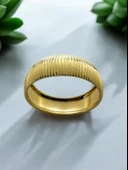 Parlak Merdiven Model Düz Taşsız Bombeli Altın Alyans Yüzük thumbnail 2