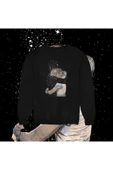 playbackmoda Akiki Tasarım Dijital Sanat Galaksidekki En Yalnız Kız Sweatshirt thumbnail 1