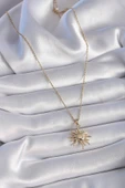 316L Çelik Gold Renk Zincir Güneş Figür Kadın Kolye - TJ-BKO9432 - 2