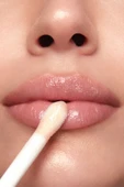 Pastel Plump Up Extra Hydrating Plumping Gloss - Dolgunlaştıran Dudak Parlatıcısı 208 Shimmer Nude - 4