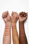 Golden Rose Baked Blush On No: 05 Soft Peach - Işıltılı Allık - 8691190540722 - 4