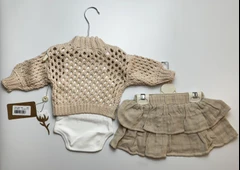 Kız Bebek Takım Bej 3'lü Set: %100 Organik Pamuk Fiyonklu File Kazak+Katlı Etek+İç Body - 1