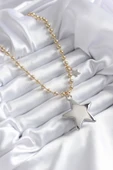 Pirinç Gold Renk Topçuk Zincir Gümüş 3D Yıldız Model Yıldız Detay VİP Kadın Kolye - TJ-BKO7887 - 2