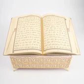 Raşel Kaplama Rahleli Kur'an-ı Kerim (Orta Boy, Pembe) - 1