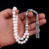 ÖZEL TASARIM GÜMÜŞ  NAKKAŞ İMAME 10 mm İNCİ TAŞI TESBİH thumbnail 2