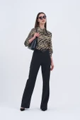 Trend Kadın Yeni İkili Takım Siyah Pantolon ve Zebra Desenli Bluz - 4