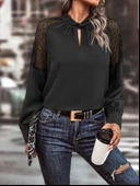 Lucky Life Kadın Uzun Kollu Anahtar Deliği Yaka Reglan Kol Dantel Detaylı Ithal Krep Bluz thumbnail 2