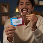 Konuş Bakalım Oyunu Söyle Bakalım Oyunu Bol Kahkahalı Aile Kutu Oyunu Kum Saatli thumbnail 3