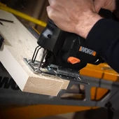 WORX WX463 550Watt Devir Ayarlı Profesyonel Dekupaj Testere thumbnail 4