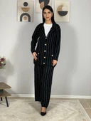 Kadın Ceket Yaka Gold Düğmeli Hırka ve Yüksek Bel Pantolon Alt Üst Triko Takım (Siyah) thumbnail 2