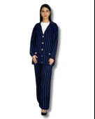 Kadın Ceket Yaka Gold Düğmeli Hırka ve Yüksek Bel Pantolon Alt Üst Triko Takım (Lacivert) thumbnail 1