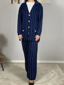 Kadın Ceket Yaka Gold Düğmeli Hırka ve Yüksek Bel Pantolon Alt Üst Triko Takım (Lacivert) thumbnail 4