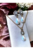 Oval Kristal Taşlı Mayorka İnci Kolye ve Mayorka İnci Küpe Seti - 2