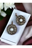Kristal Taşlı İnci Çiçek Küpe - 1