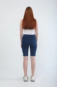 Kadın Likralı Esnek Jean Şort Koyu Mavi - 5