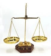 Terazi Ahşap 100 gr thumbnail 1