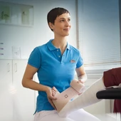 Jobst Compri2 25-32cm / 30-40mmHh Gelişmiş İki Katmanlı Kompresyon Bandajı Sistemi thumbnail 2