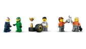 LEGO City 60445 F1 Truck with RB20 and AMR24 F1 Cars - 4