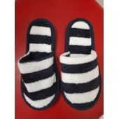 HAVLU BANYO TERLİĞİ (ÇOCUK İÇİN) - ÜZERİNDE : ‘’SİYAH BEYAZ ÇİZGİLİ'' RENK: SİYAH/BEYAZ - 3