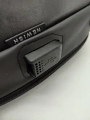 Üçgen Bombeli Göğüs Çantası Siyah Renk thumbnail 8