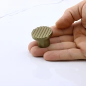Melen Antik Sarı Kulp Düğme Tek Vidalı Çekmece Mutfak Mobilya Dolabı Dolap Kulpu Kulbu Metal Kulp thumbnail 3