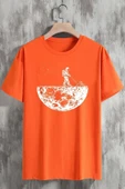 Uzay Temalı Tasarım Tshirt thumbnail 1