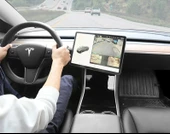 TESLA MODEL 3 - MODEL Y UYUMLU EKRAN DÖNDÜRME APARATI - 3