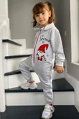 Kız Erkek Bebek Üzerinde Noel Baba ve Ağaç Önü Fermuarlı Kapüşonlu Gri Tulum - 3