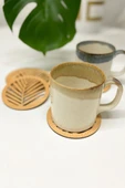 Doğal Ahşap Renkli Yaprak Desenli Bardak Altlığı (6'lı Set) - 3