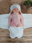 Eterelle Yenidoğan Tavşan Tayfalar Nakışlı Çıt Çıt Kapamalı Bebek Kundak Ekru thumbnail 4