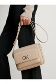 Calvin Klein Kadın Re-lock Camera Çanta - 5