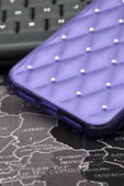 iPhone 13 Uyumlu Baklava Desenli Pırlanta Taşlı Sert Kapak Kılıf Mor thumbnail 5
