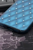 iPhone 12 Uyumlu Baklava Desenli Pırlanta Taşlı Sert Kapak Kılıf Petrol Mavi thumbnail 5
