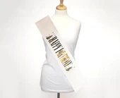 Beyaz Üzeri Altın Büyük Happy Birthday Yazılı Simli Işıltılı Kuşak Kemer 10 Cm Genişlik thumbnail 2