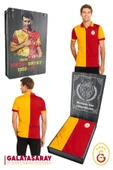 Galatasaray Orijinal Lisanslı Match Day Polo Yaka T-Shirt Metin Oktay Baskılı Kişiye Özel Kutulu thumbnail 1