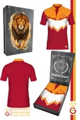 Galatasaray Orijinal Lisanslı Okan Buruk Desing Polo Yaka T-Shirt Gs Aslan Baskılı Hediyelik Kutulu - 1