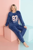 Nisanca Desenli Tam Peluş Kışlık Yılbaşı Kadın Pijama Takımı - 2