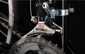 Salcano Hector 26" Jant 21 Vites Çift Amortisörlü Çocuk Dağ Bisikleti Siyah Kırmızı Çamurluk Hediyeli - 3