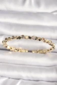Pirinç Gold Renk Zirkon Taşlı Küp Dorika Model Kadın Bileklik - TJ-BB6635 - 1