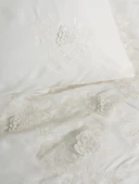 Cotton Box 3D Nakışlı Saten Çift Kişilik Nevresim Takımı Chic Ekru thumbnail 3