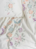 Cotton Box 3D Nakışlı Saten Çift Kişilik Nevresim Takımı Liva Pudra thumbnail 3