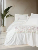 Cotton Box 3D Nakışlı Saten Çift Kişilik Nevresim Takımı Zephy Ekru thumbnail 1