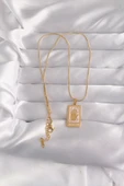 316L Çelik Gold Renk Pembe Mineli El Figür Tarot Kolye thumbnail 2